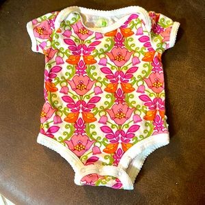 Vera Bradley Baby Lilli Bell Ruffle Bodysuit